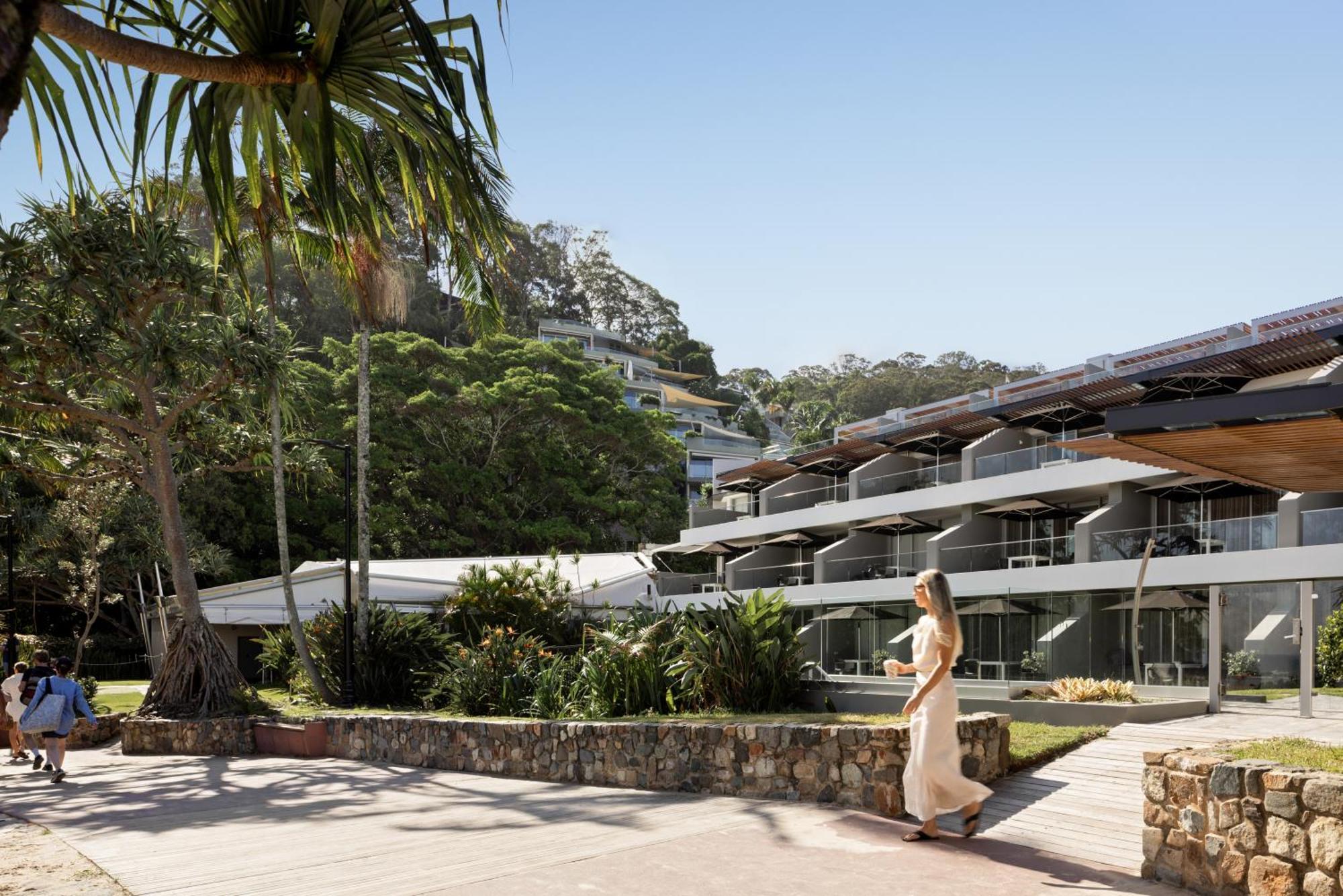 Netanya Noosa Beachfront Resort Экстерьер фото