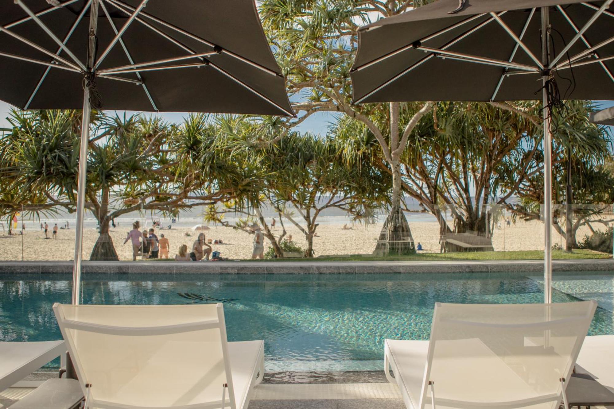Netanya Noosa Beachfront Resort Экстерьер фото