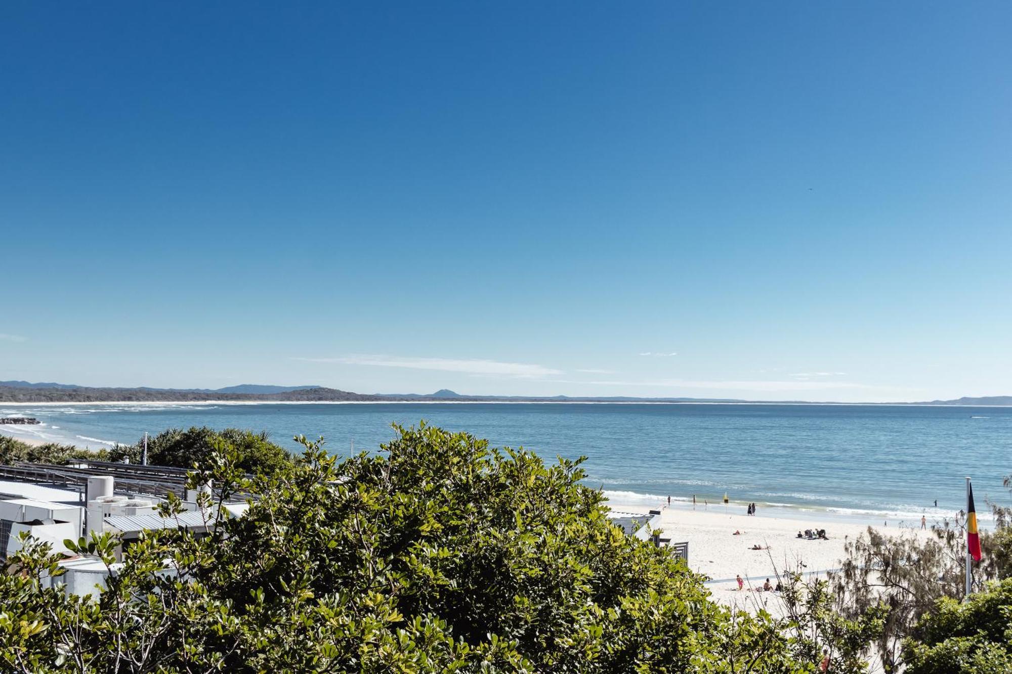 Netanya Noosa Beachfront Resort Экстерьер фото